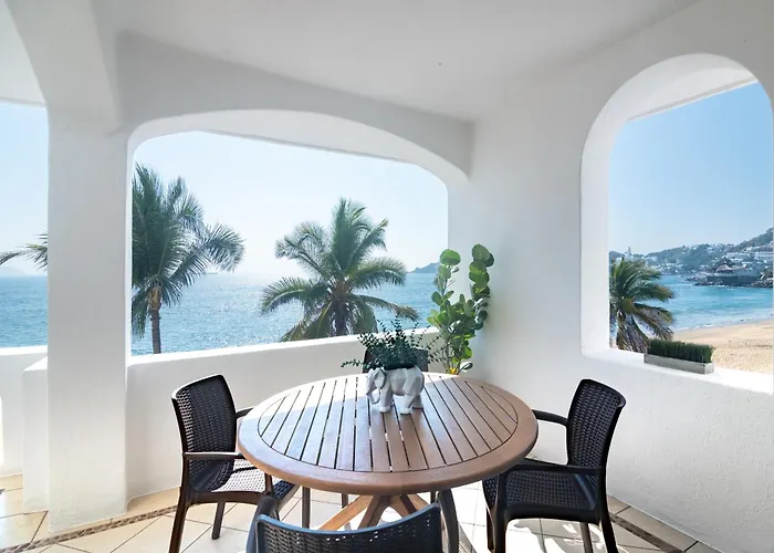 Amazing Apartment With Sea View And Large Terrace