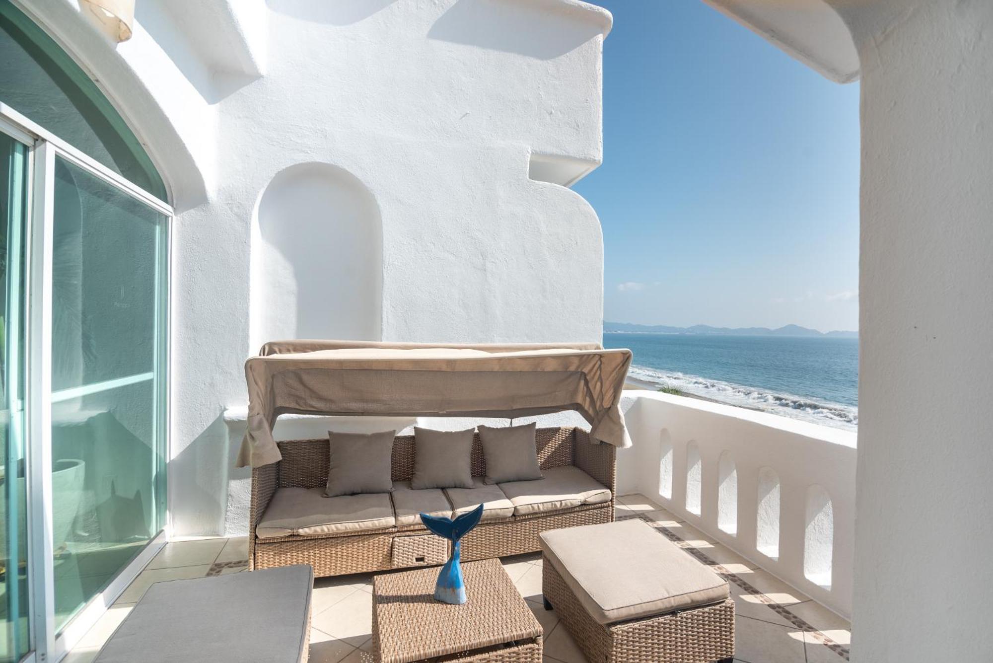 Amazing With Sea View And Large Terrace Apartamento Manzanillo